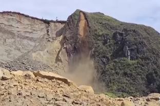 兰德尔：阿努诺比很能防 巴雷特和奎克利是我的小兄弟